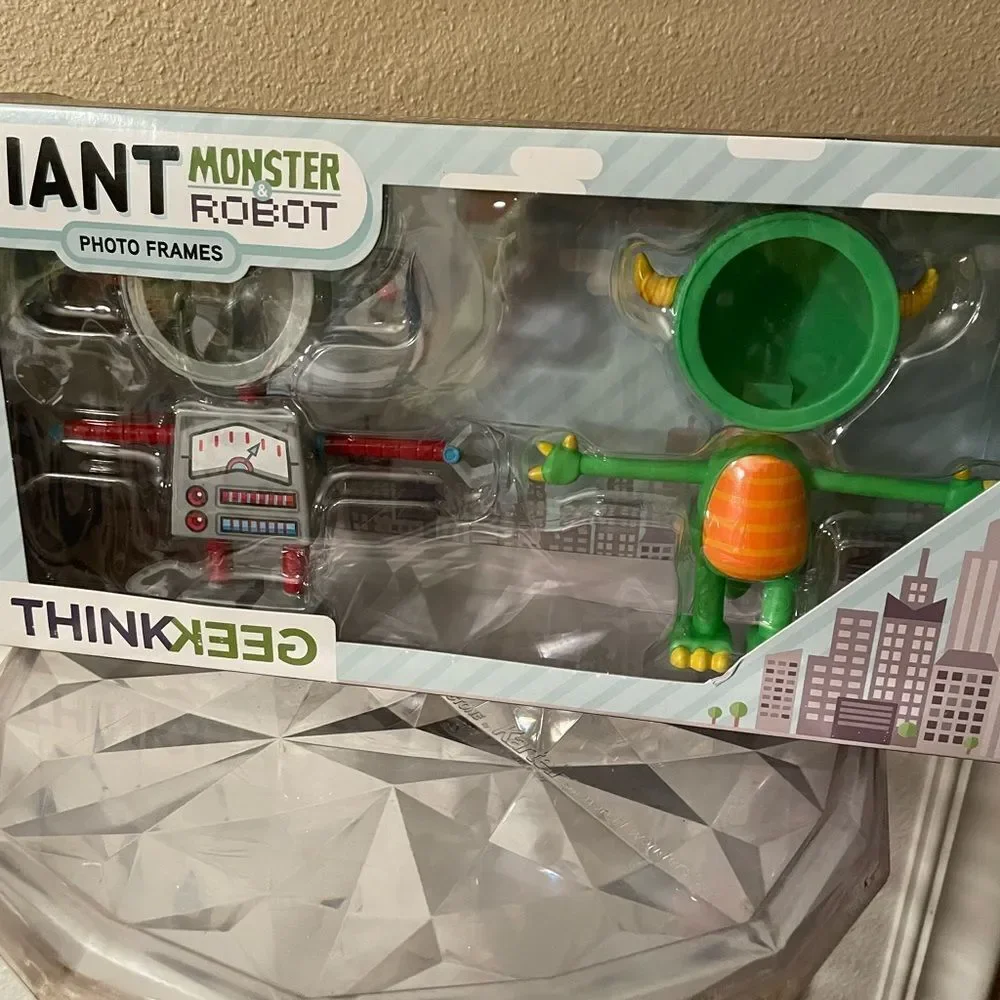 Think Geek Robot Monster Giant Picture Frames FUN!